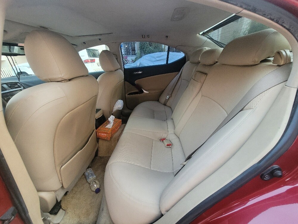 lexus is 300 - 8