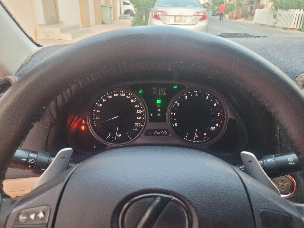 lexus is 300 - 5