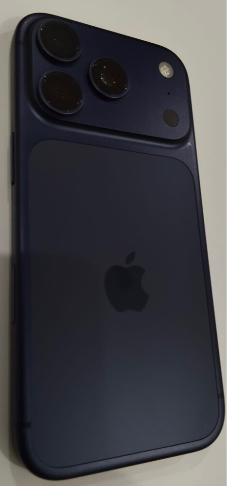 Apple iPhone 17 Pro 256GB Deep Blue - 9