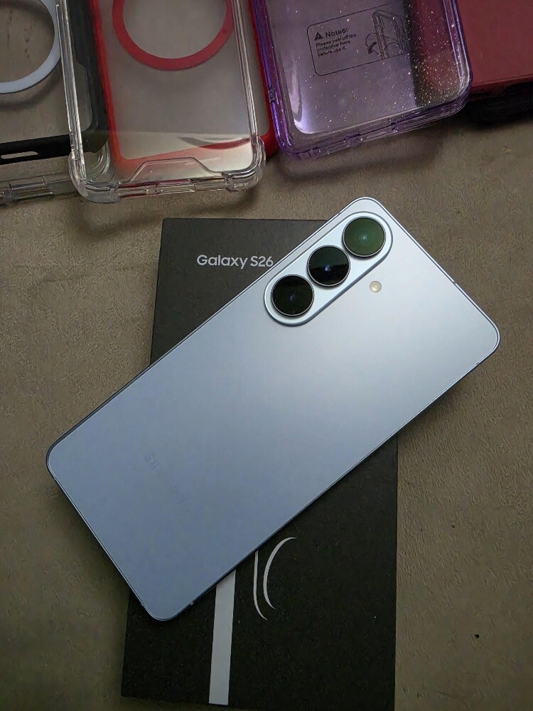 SAMSUNG S26 - 1
