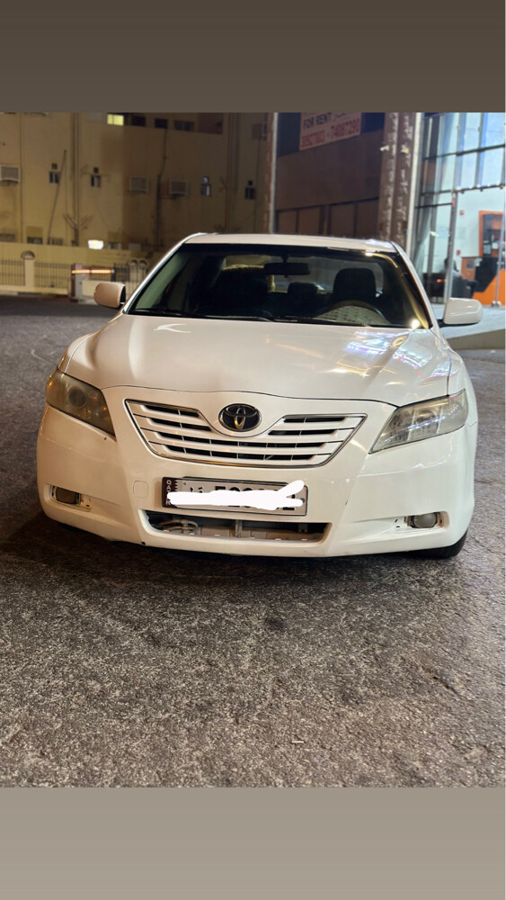 Toyota Camry - 1