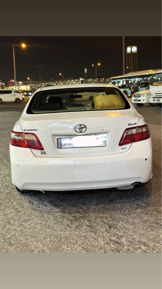 Toyota Camry - 5