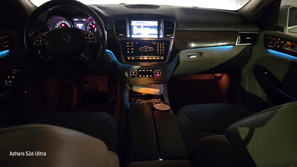 55000 KMS, Mercedes Benz ML400 AMG - 9