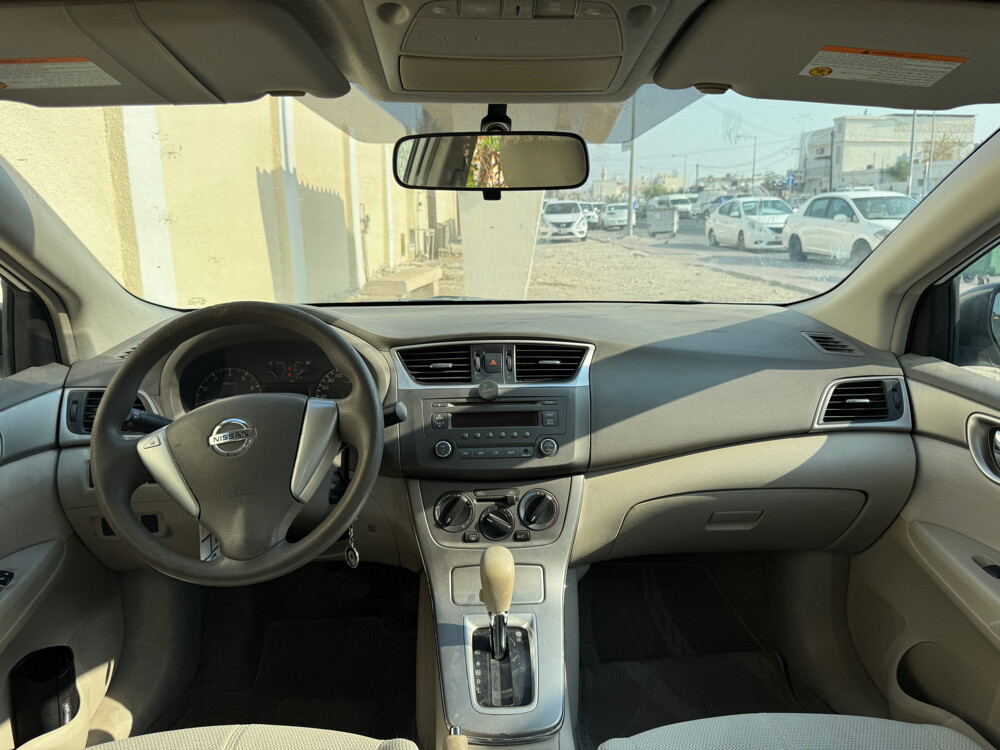Nissan Sentra - 8