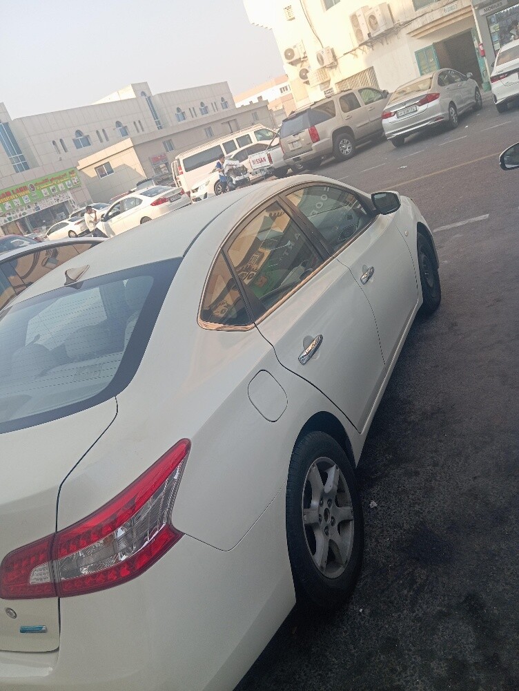Nissan sentra - 3