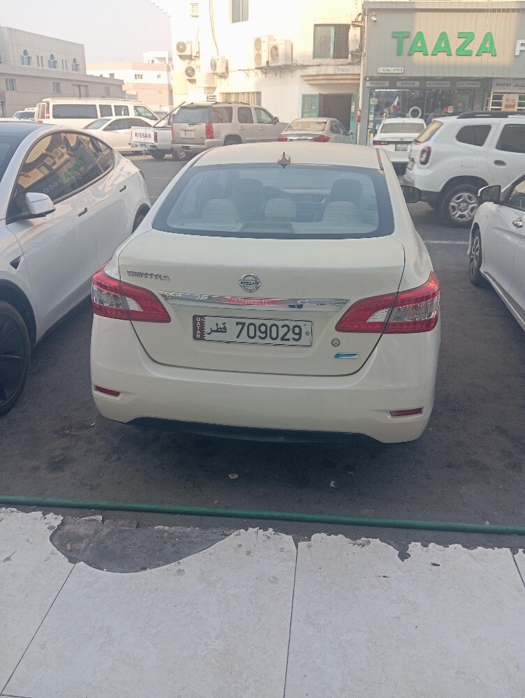 Nissan sentra - 4