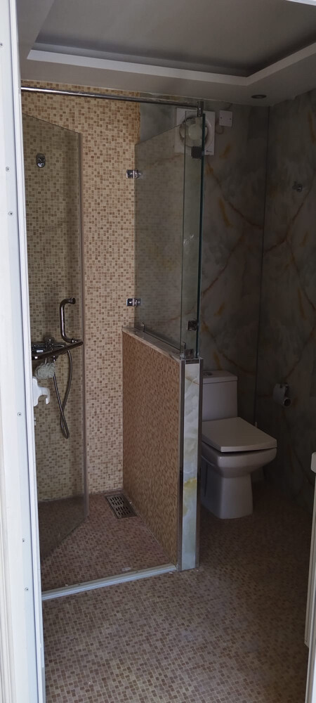 2 cabins used good - 6