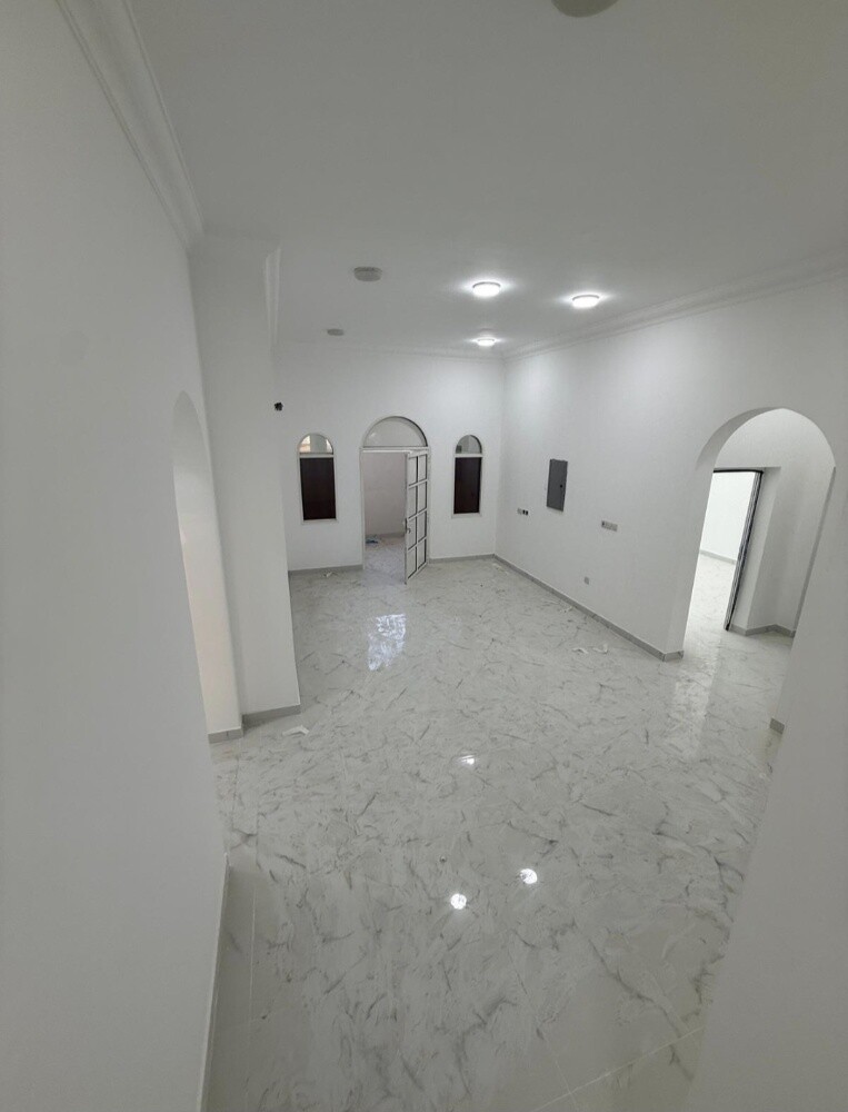 للإيجار فيلا بمعيذر - 2