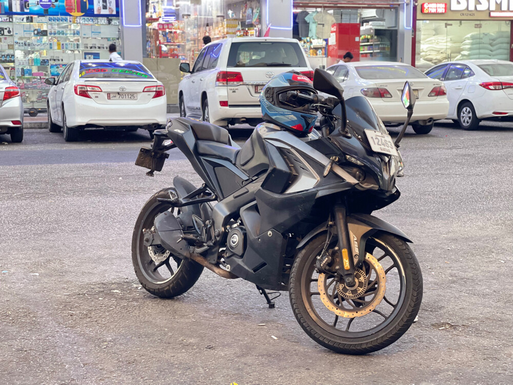 Bajaj rs200 bs6 - 1