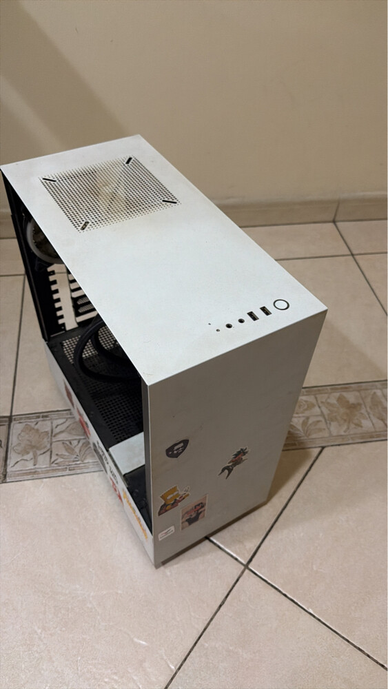 case nzxt and cooler Kraken 120     - 1