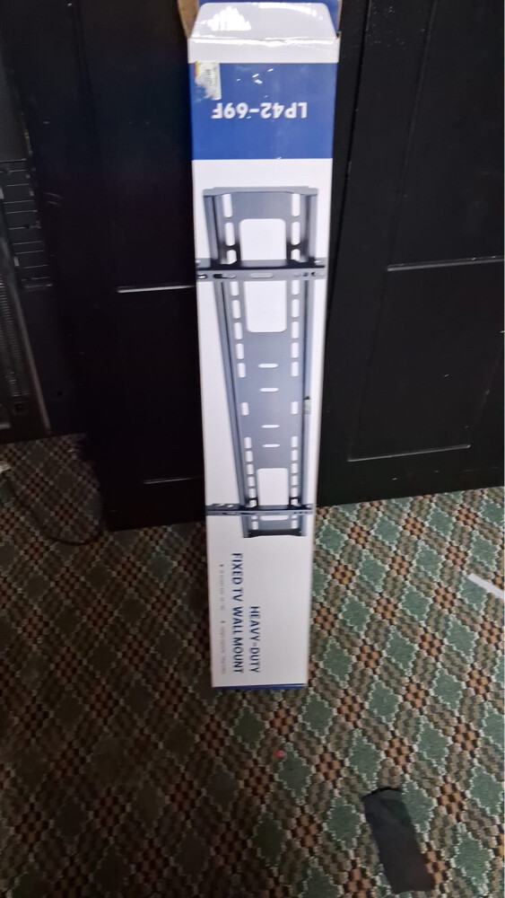 wardrobe and stand of tv - 2