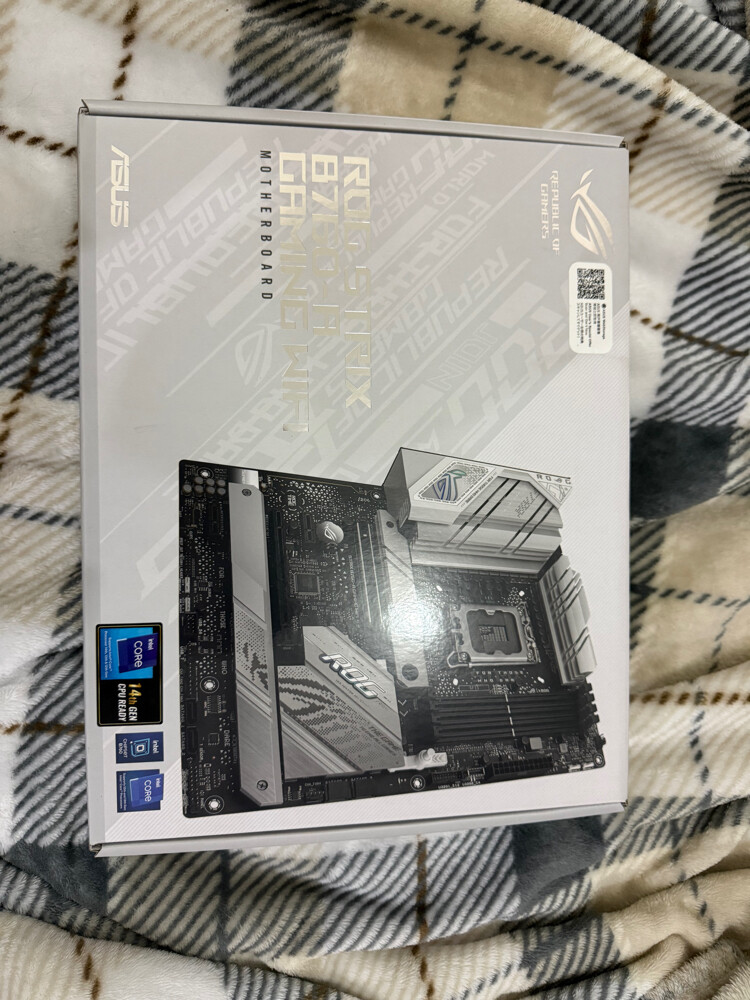asus rog strix mobo - 2
