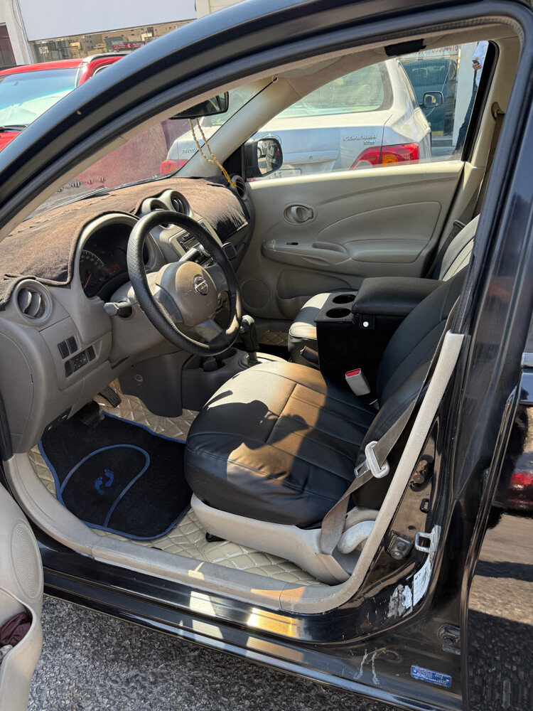 Nissan sunny 2012 - 5