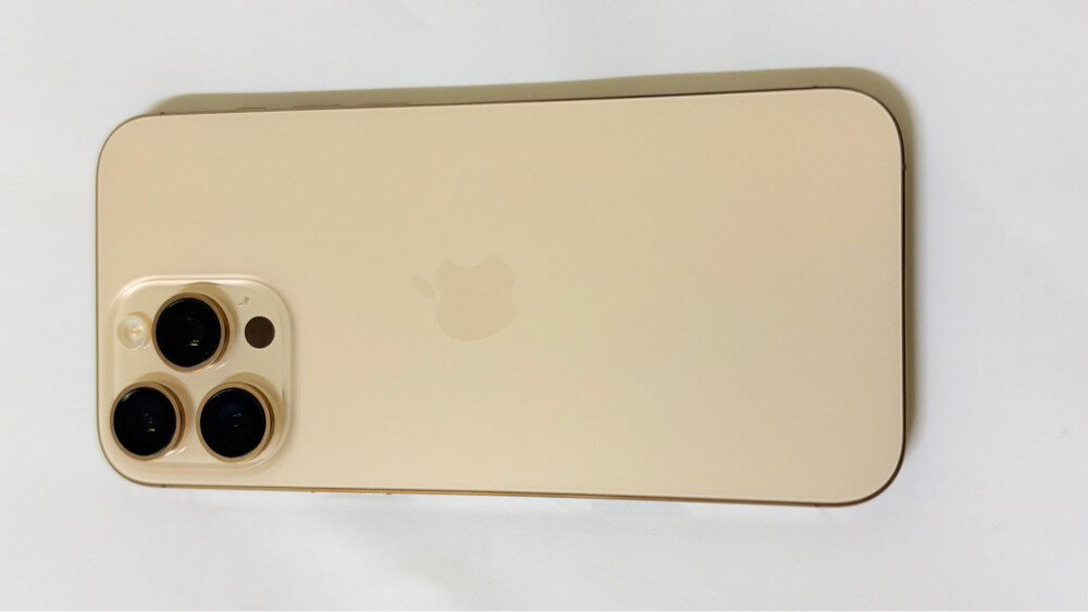 iPhone 16 Pro Max — Excellent Condi - 4