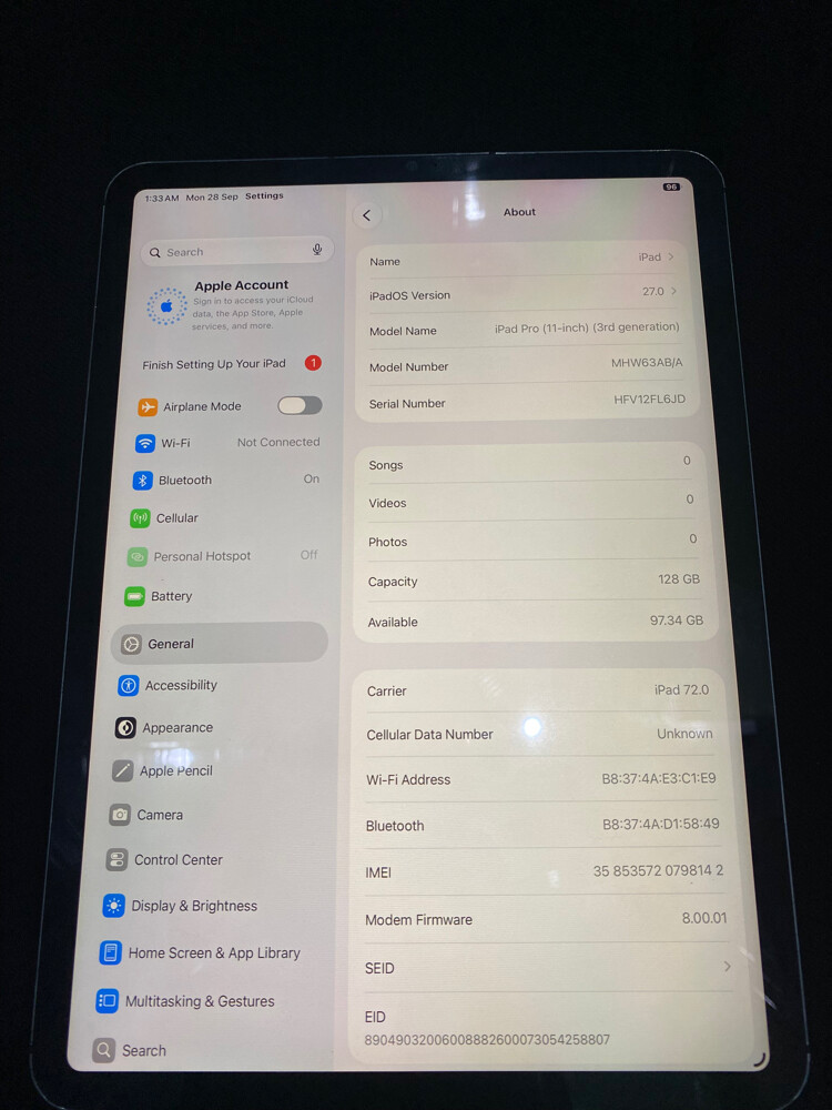 iPad Pro (11-inch) (3rd generation) - 9
