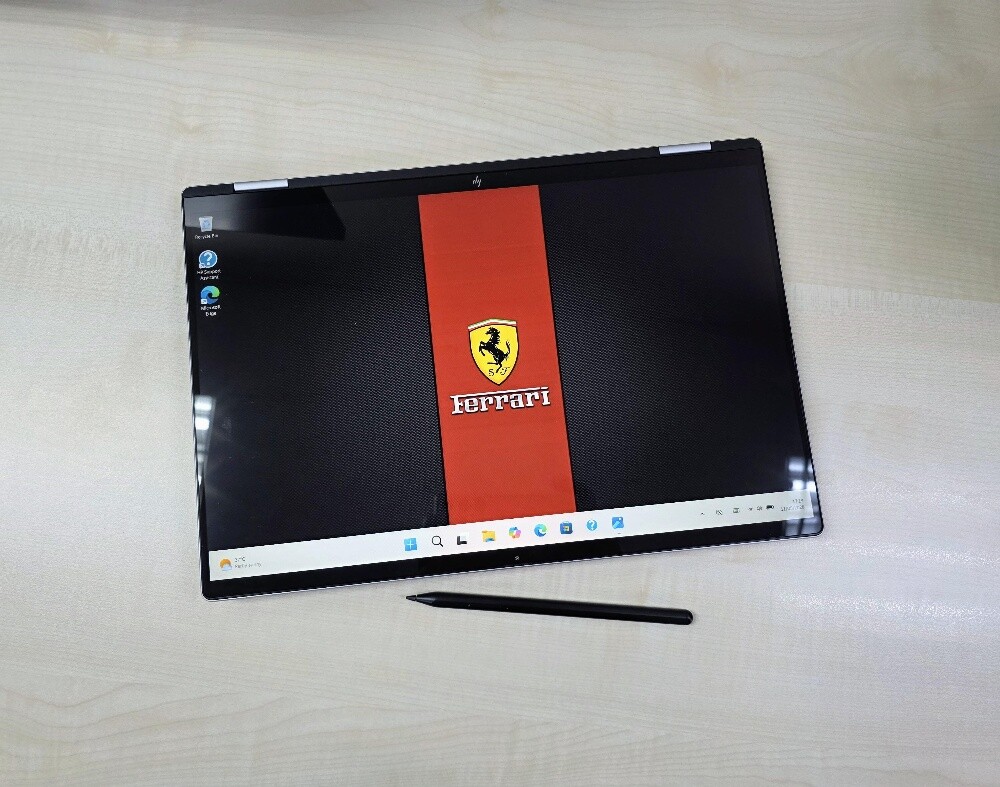 HP Envy x360 Ultra 7 16GB-1TB 16"WU - 2