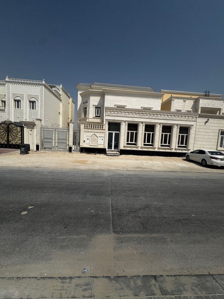 للبيع فيلا راقيه في معيذر الجنوبي - 14