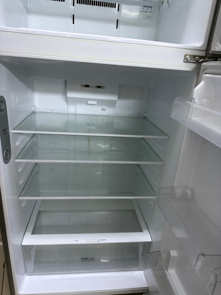 LG silver big size fridge for sale - 3