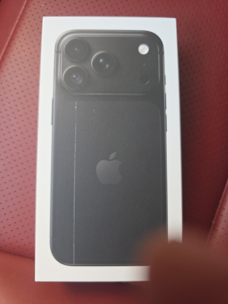 Iphone 18PRO 256gb Blk  new - 1
