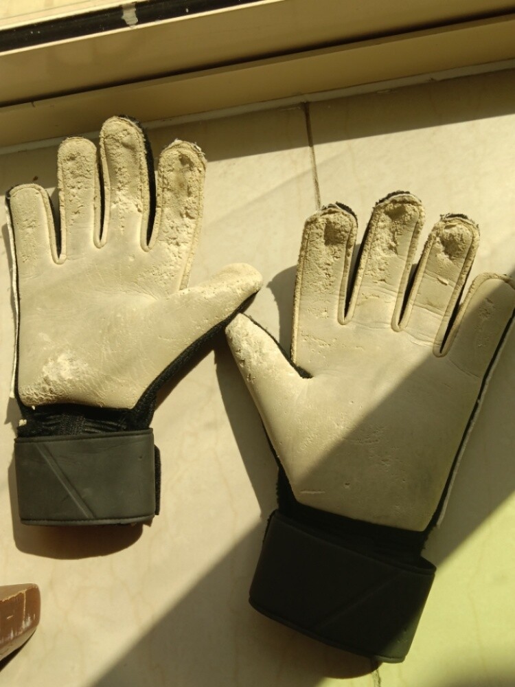goalkeeper gloves - 3