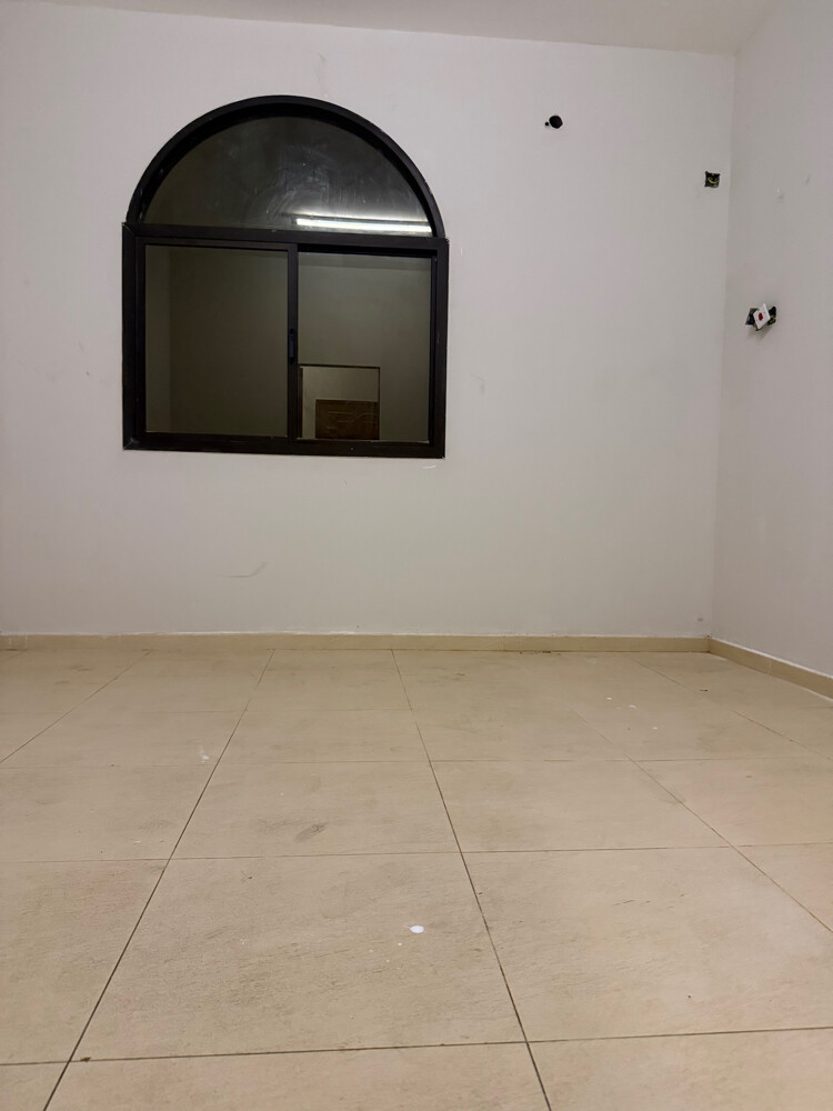 2 bhk executive bachelor in wakra  - 6