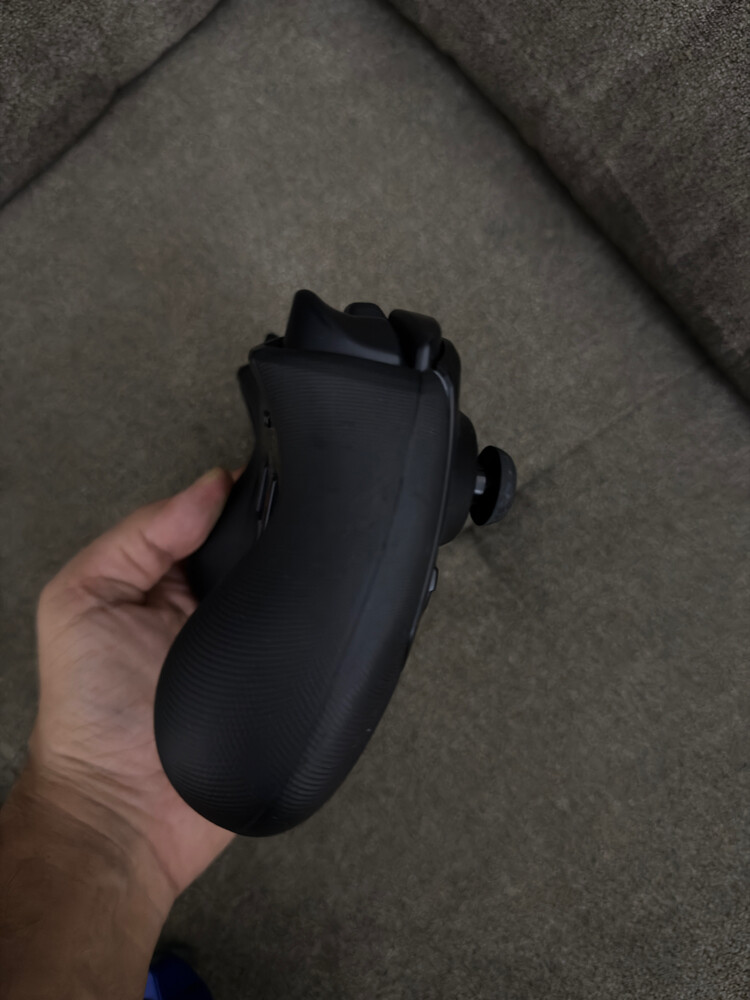 Razer Wolverine V2 Pro wired only - 3