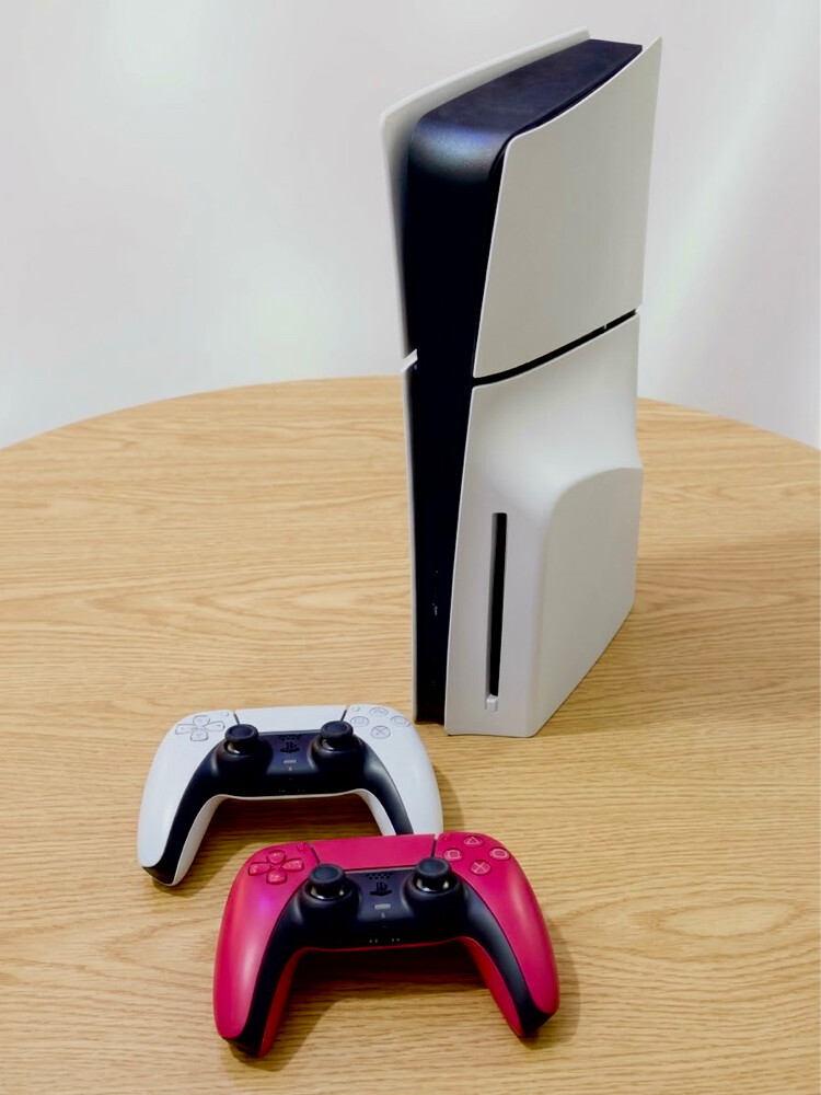 Playstation 5 Slim - 1