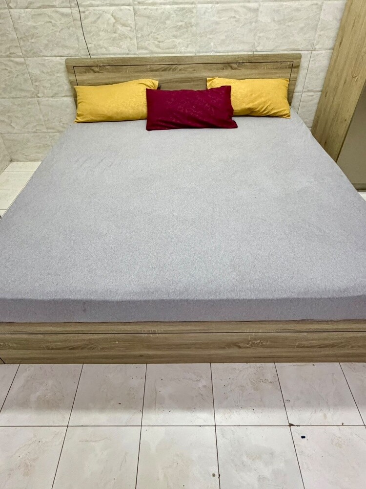 king size bed + orthopedic mattress - 4