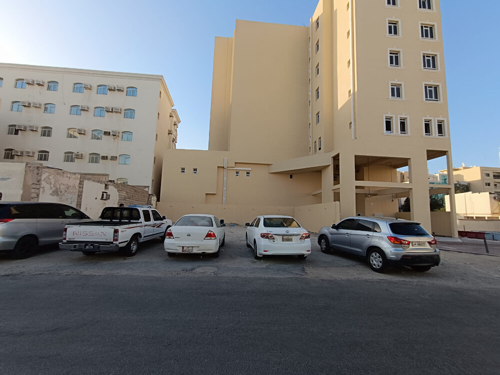 للبيع ارض عماير بام غولينا - 4