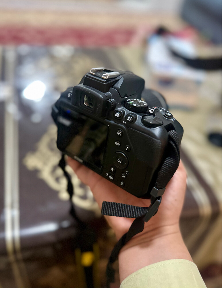 Nikon D3500 DSLR Kit — Only 6% used - 3