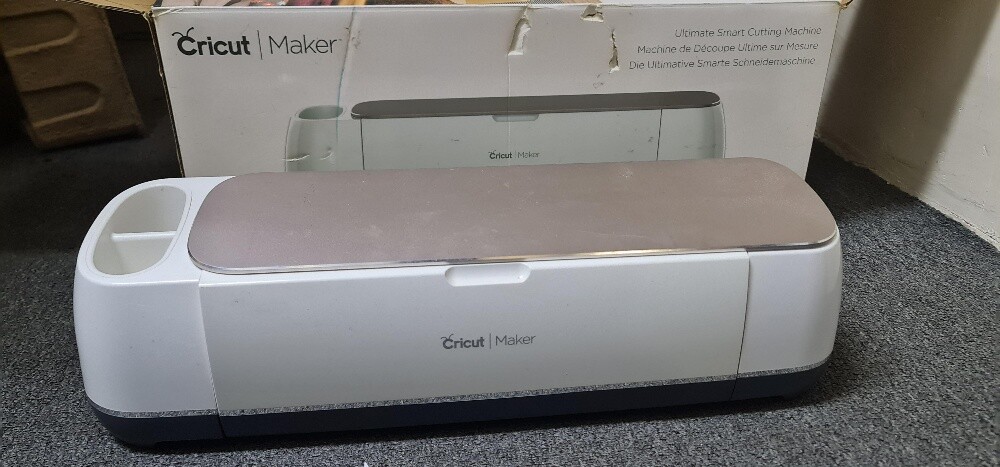 Cricut maker for Vinyl print - 1