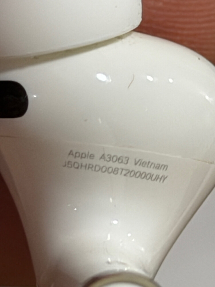 Apple AirPods Pro 3 RIGHT SIDE only - 3