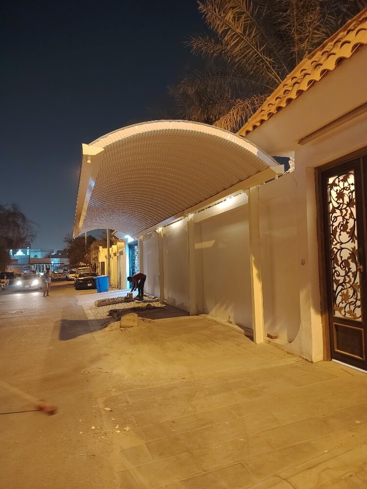 Make a describe Qatar Mazallah park - 9