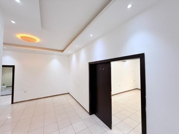 شقة عائلية للإيجار في أم غويلينة - 10