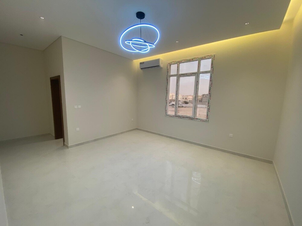 للبيع فيلا سكنيه جديده مريخ - 3