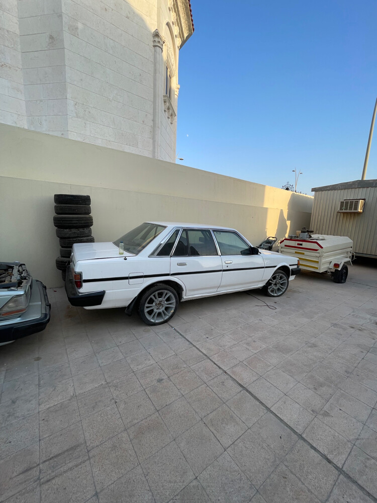 للبيع نيسان 240 كلاسيكي 1987 - 1