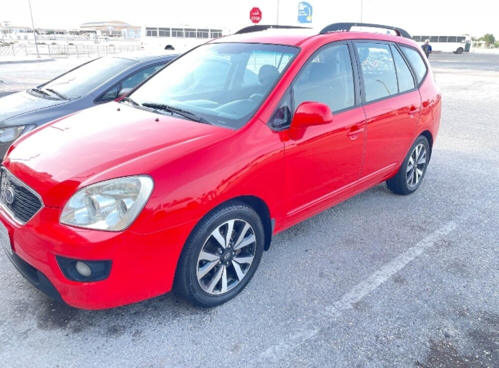 Kia Carens - 7