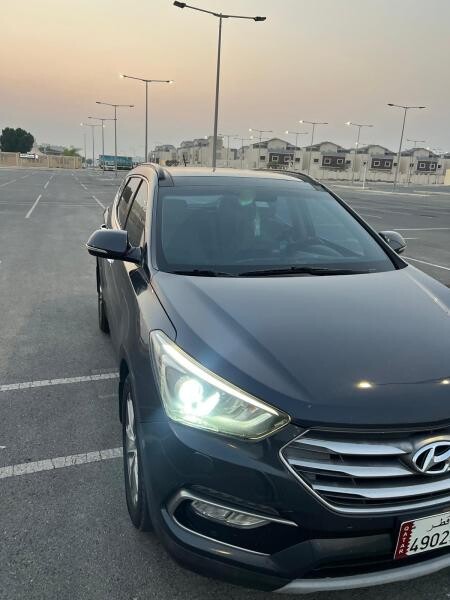 2018 Hyundai Santa Fe 3.3L | 4WD - 8