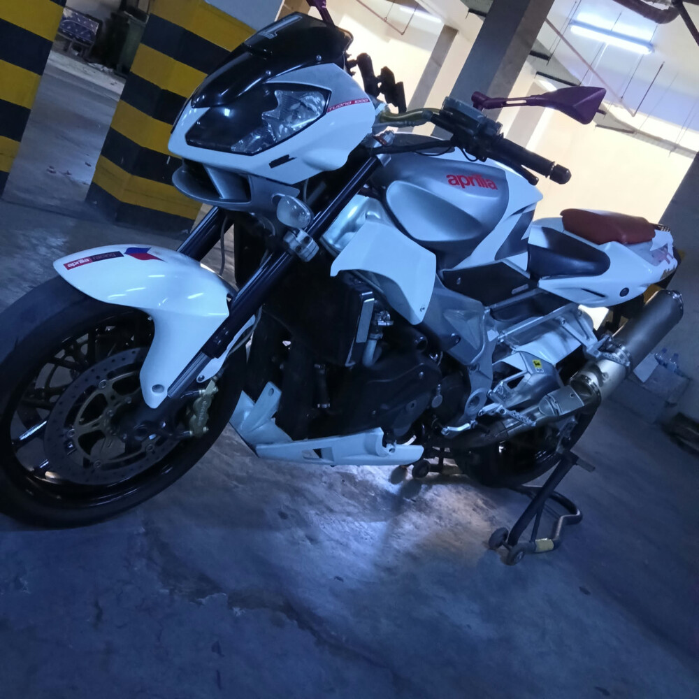 Aprela Touno 1000R - 4