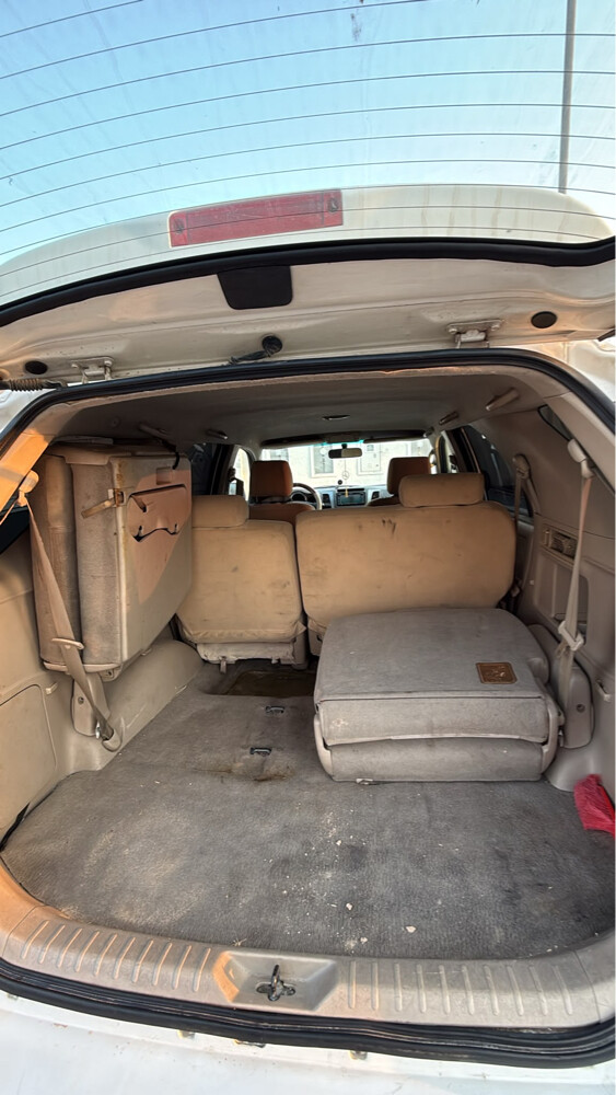Urgent Sale Toyota Fortuner 2008  - 3