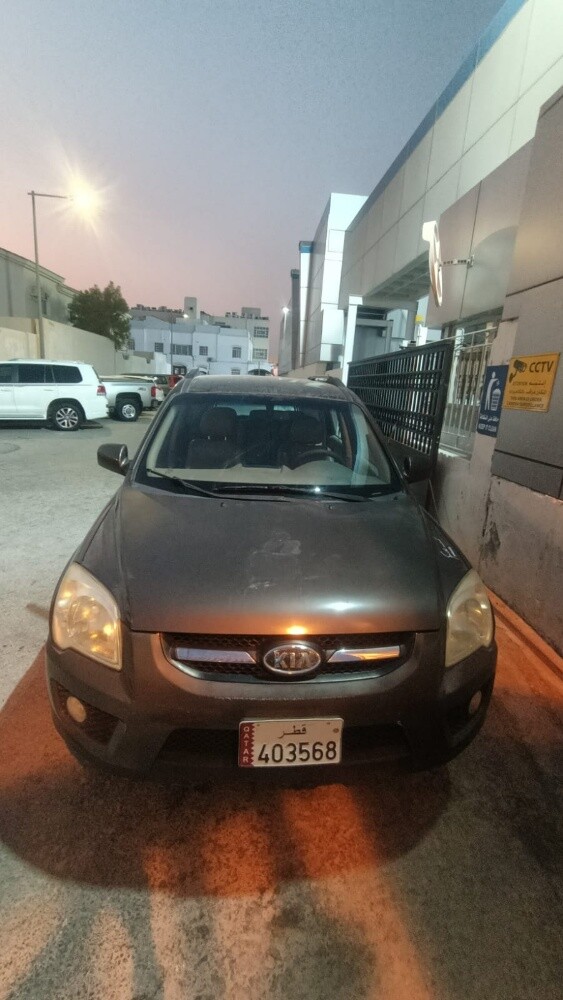 kia sportage 2010 model 4 cylinder - 9