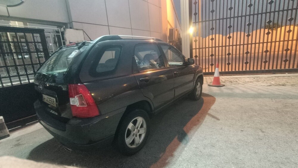 kia sportage 2010 model 4 cylinder - 5