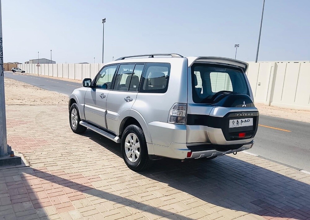 Mitsubishi Pajero - 5