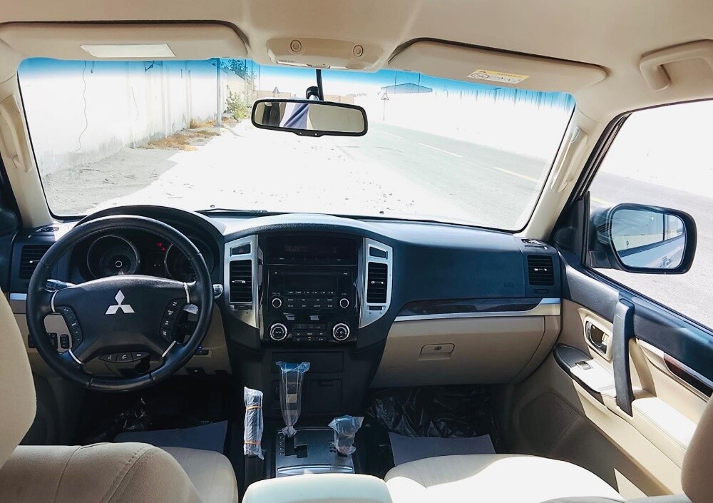 Mitsubishi Pajero - 7