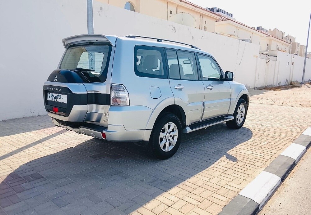 Mitsubishi Pajero - 6