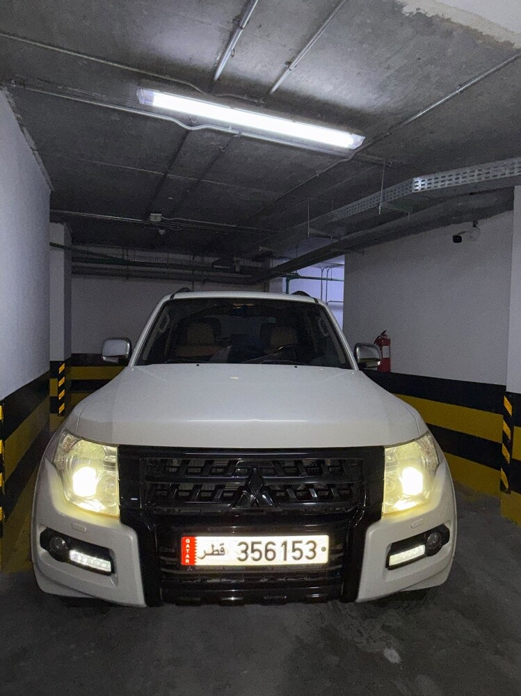 Mitsubishi pajero 2016 model - 11