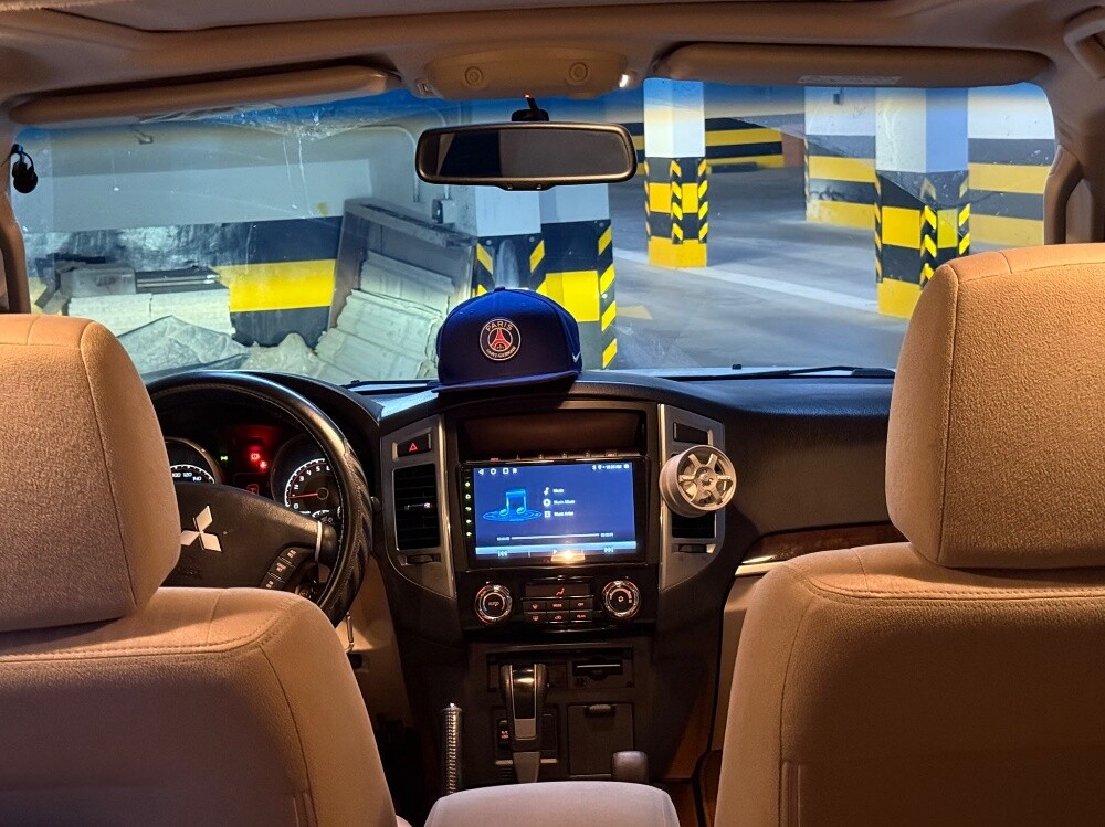Mitsubishi pajero 2016 model - 5