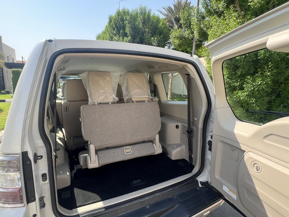 Mitsubishi Pajero - 12