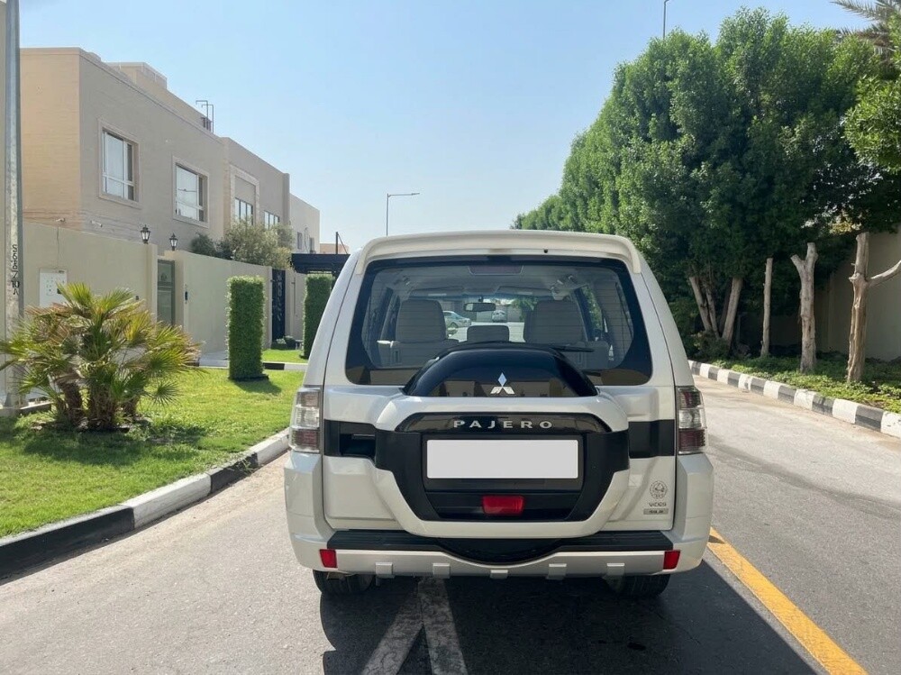 Mitsubishi Pajero - 6