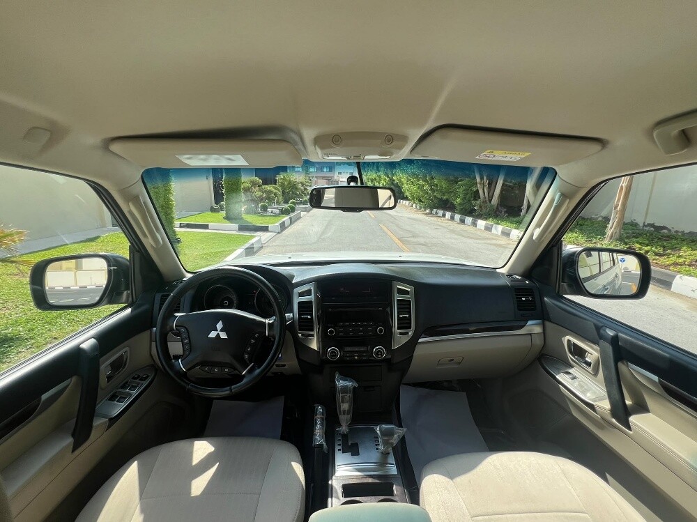 Mitsubishi Pajero - 7